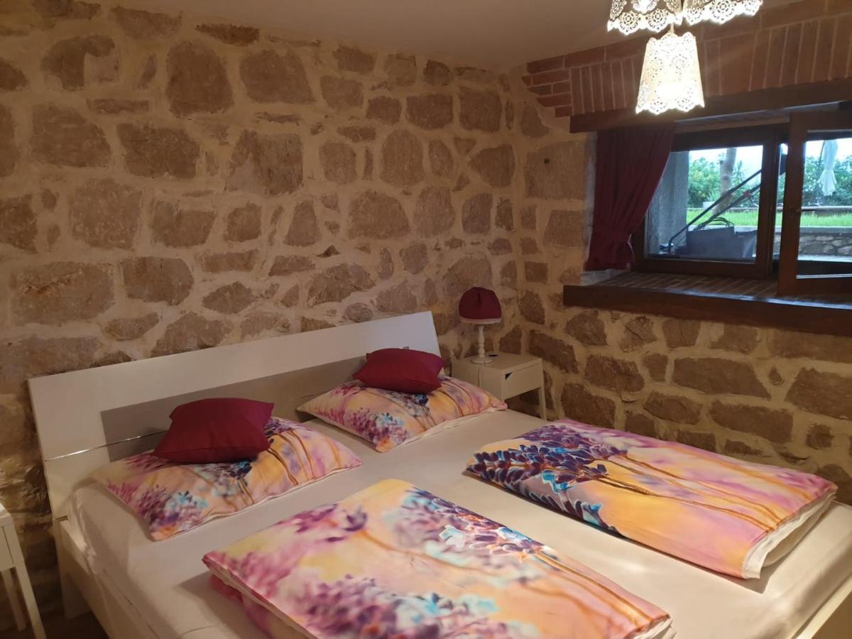 Apartment Peky Rab Town Zewnętrze zdjęcie